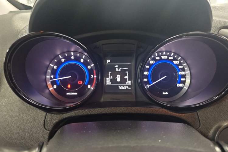 Used CHANGAN CS15 2016 1.5L Automatic Fashion Edition Instrument Cluster