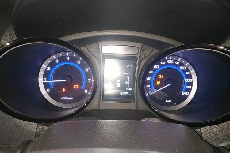 Used CHANGAN CS15 2016 1.5L Manual Luxury Edition Instrument Cluster