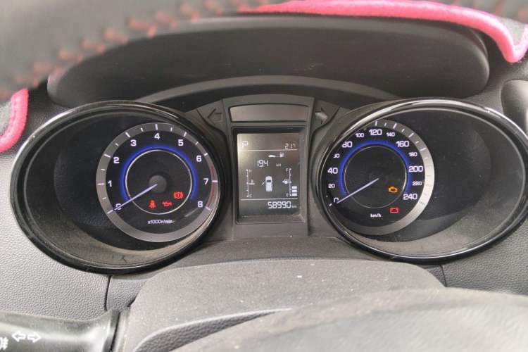 Used CHANGAN CS15 2016 1.5L Automatic Luxury Edition Instrument Cluster