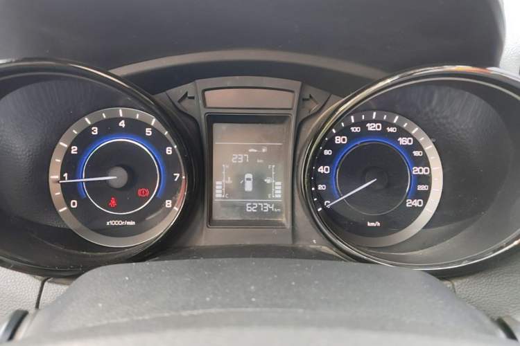 Used CHANGAN CS15 2016 1.5L Manual Fashion Edition Instrument Cluster