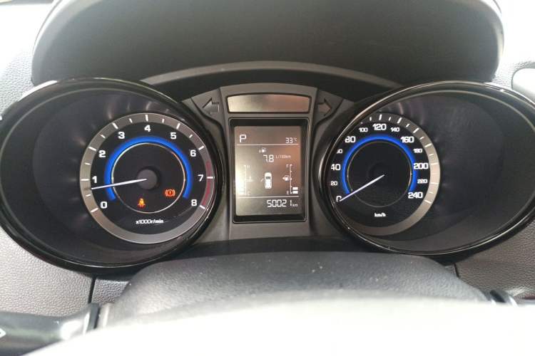 Used CHANGAN CS15 2016 1.5L Automatic Luxury Edition Instrument Cluster
