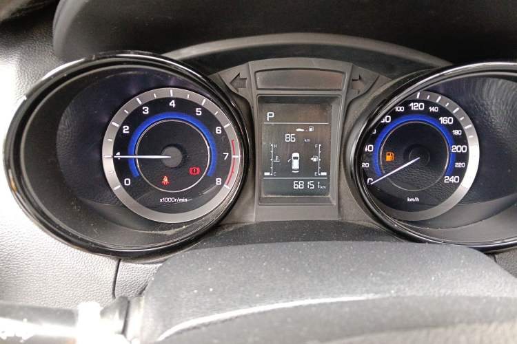 Used CHANGAN CS15 2016 1.5L Automatic Fashion Edition Instrument Cluster