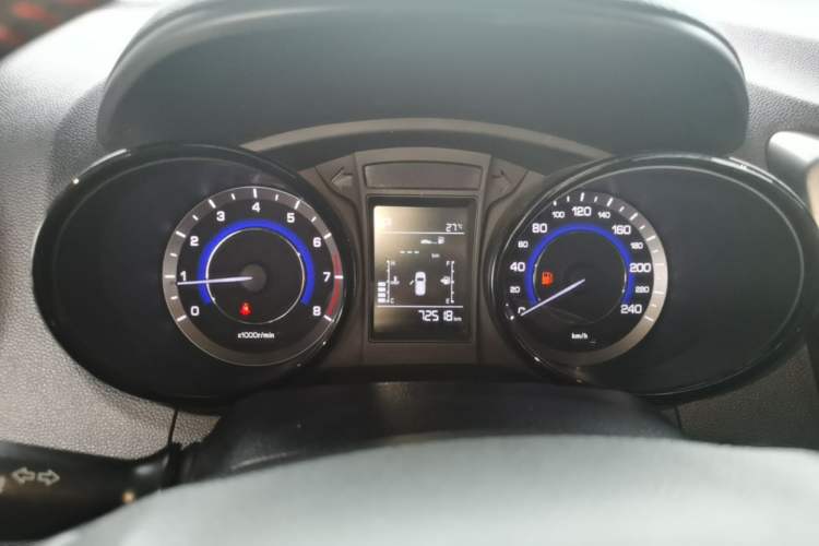 Used CHANGAN CS15 2016 1.5L Automatic Luxury Edition Instrument Cluster