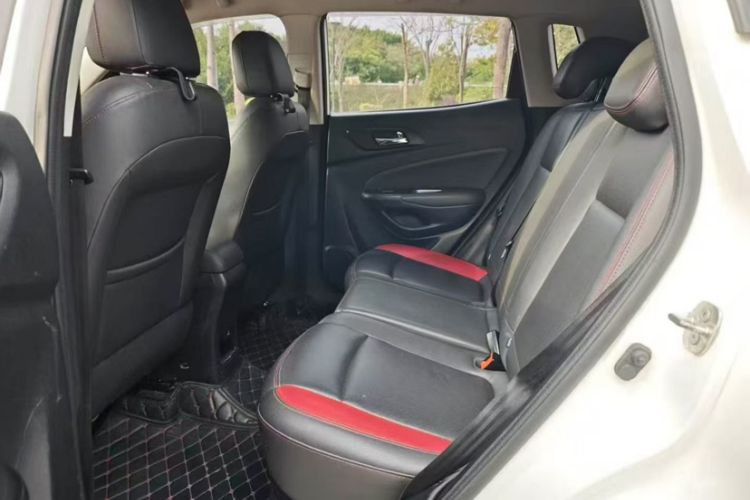 Used CHANGAN CS15 2016 1.5L Manual Luxury Edition Interior 1