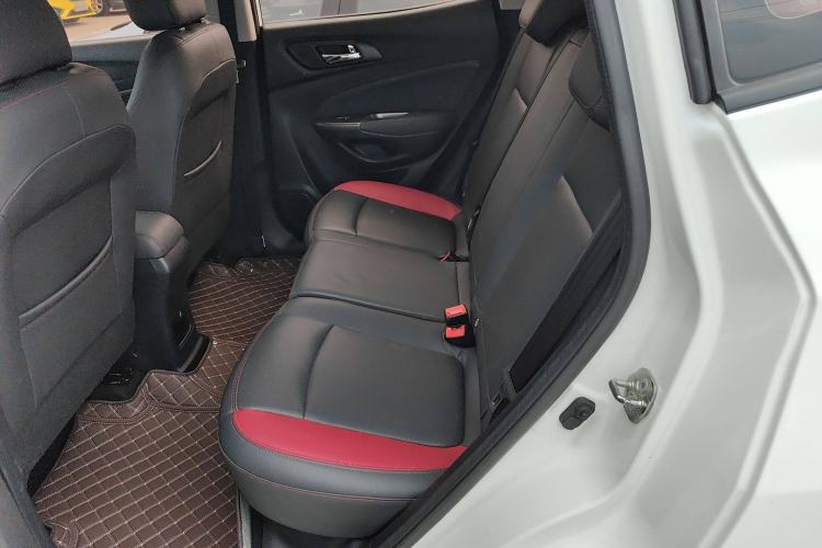 Used CHANGAN CS15 2016 1.5L Automatic Luxury Edition Interior 1