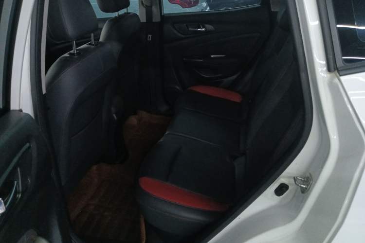 Used CHANGAN CS15 2016 1.5L Manual Fashion Edition Interior 1