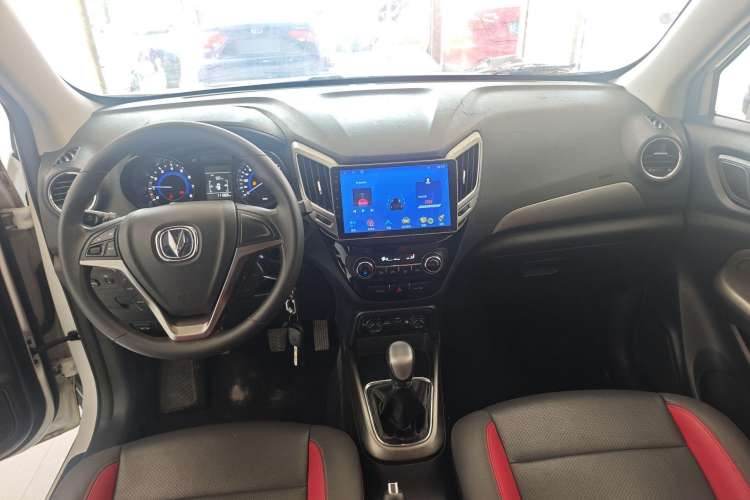 Used CHANGAN CS15 2016 1.5L Manual Fashion Edition Interior 1