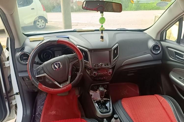 Used CHANGAN CS15 2016 1.5L Automatic Luxury Edition Interior 2