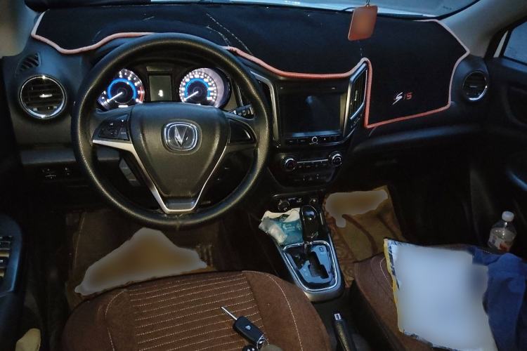 Used CHANGAN CS15 2016 1.5L Automatic Fashion Edition Interior 2
