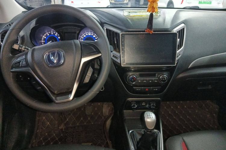 Used CHANGAN CS15 2016 1.5L Manual Fashion Edition Interior 3