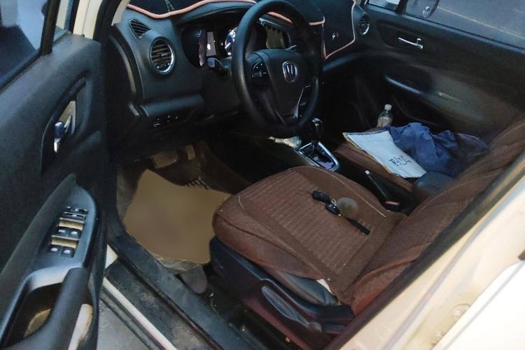 Used CHANGAN CS15 2016 1.5L Automatic Fashion Edition Interior 3