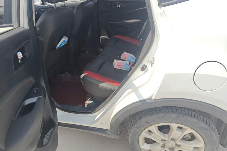 Used CHANGAN CS15 2016 1.5L Manual Luxury Edition Interior 4