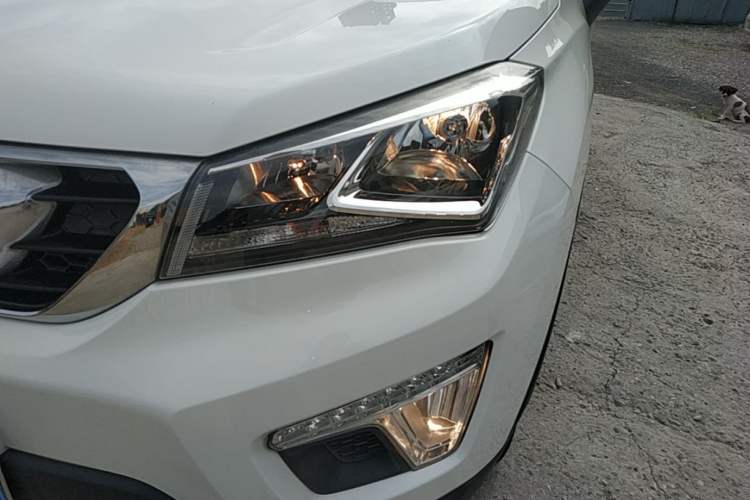 Used CHANGAN CS15 2016 1.5L Manual Luxury Edition Left Front Headlight