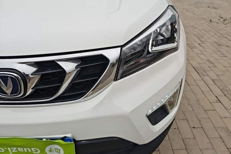 Used CHANGAN CS15 2016 1.5L Manual Fashion Edition Left Front Headlight
