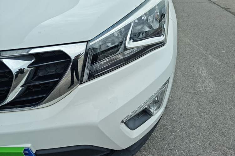Used CHANGAN CS15 2016 1.5L Automatic Luxury Edition Left Front Headlight