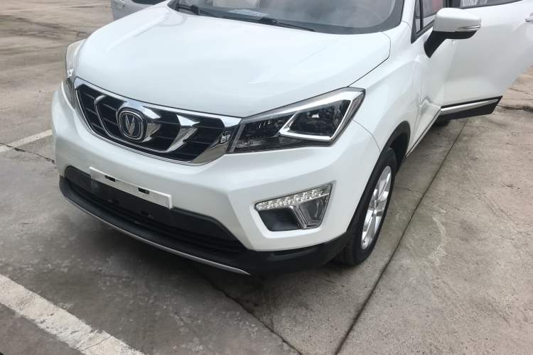 Used CHANGAN CS15 2016 1.5L Manual Fashion Edition Left Front Headlight