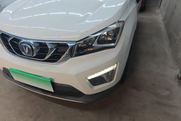 Used CHANGAN CS15 2016 1.5L Automatic Luxury Edition Left Front Headlight