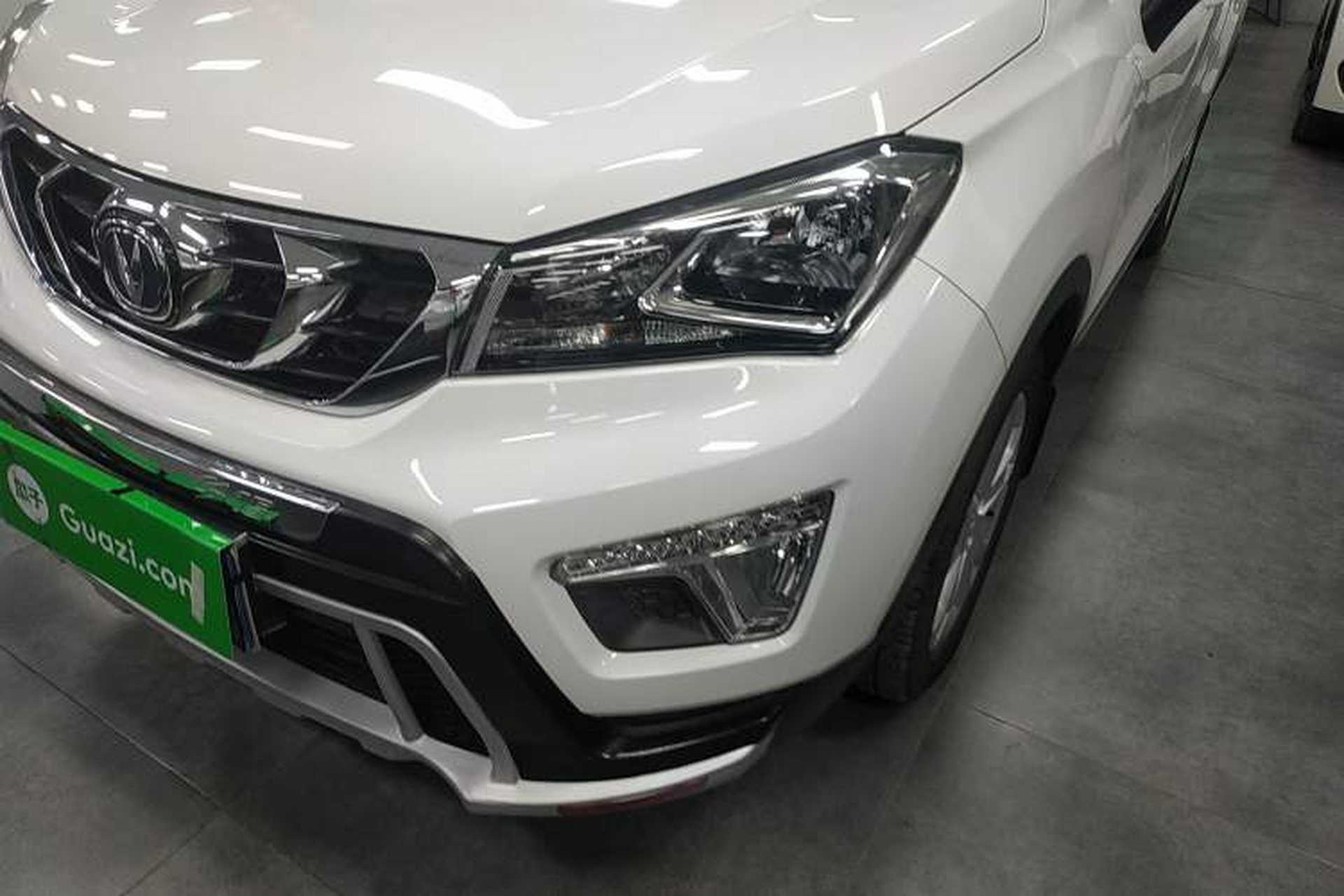 Used CHANGAN CS15 2016 1.5L Manual Fashion Edition Left Front Headlight