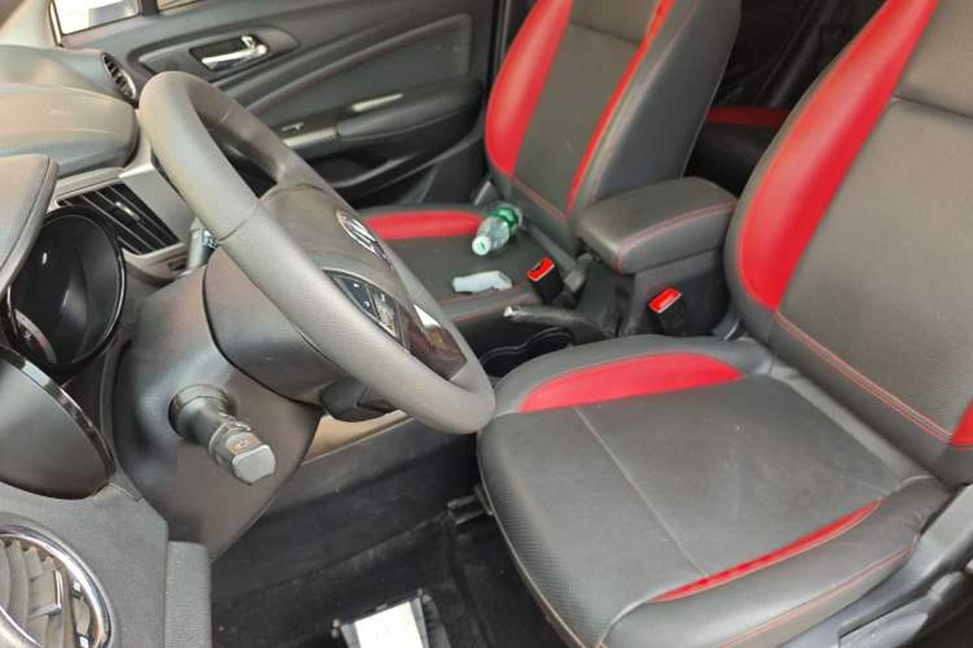 Used CHANGAN CS15 2016 1.5L Manual Fashion Edition Left Front Seat