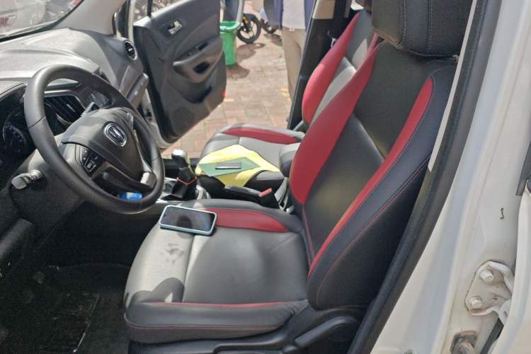 Used CHANGAN CS15 2016 1.5L Manual Fashion Edition Left Front Seat