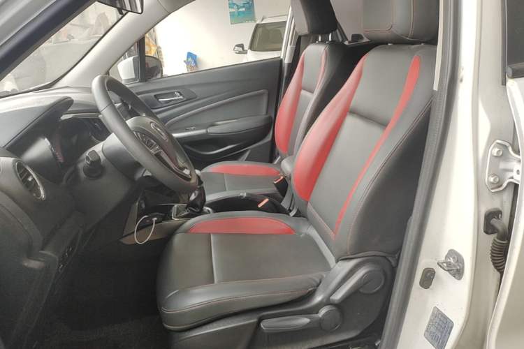 Used CHANGAN CS15 2016 1.5L Manual Fashion Edition Left Front Seat