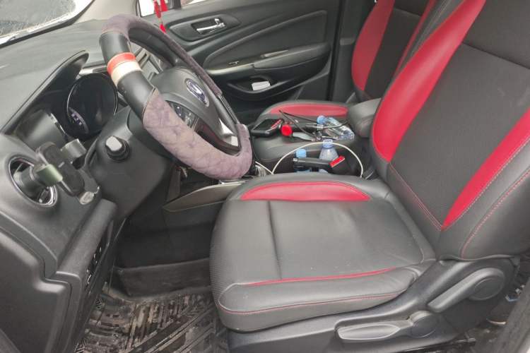 Used CHANGAN CS15 2016 1.5L Manual Fashion Edition Left Front Seat
