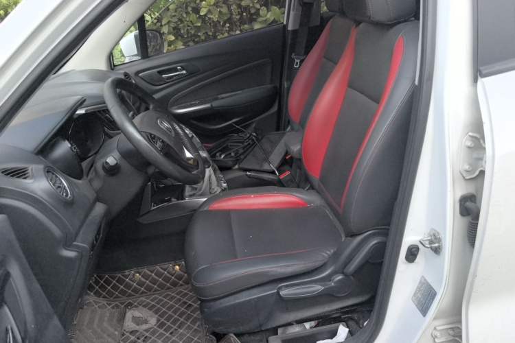 Used CHANGAN CS15 2016 1.5L Manual Luxury Edition Left Front Seat