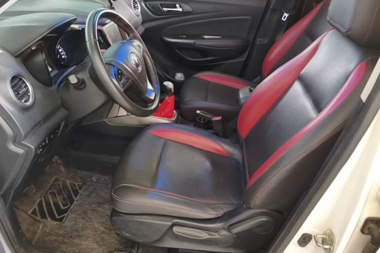 Used CHANGAN CS15 2016 1.5L Manual Luxury Edition Left Front Seat
