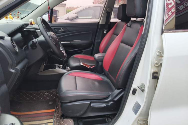 Used CHANGAN CS15 2016 1.5L Manual Luxury Edition Left Front Seat