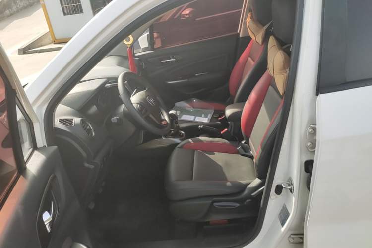 Used CHANGAN CS15 2016 1.5L Manual Fashion Edition Left Front Seat