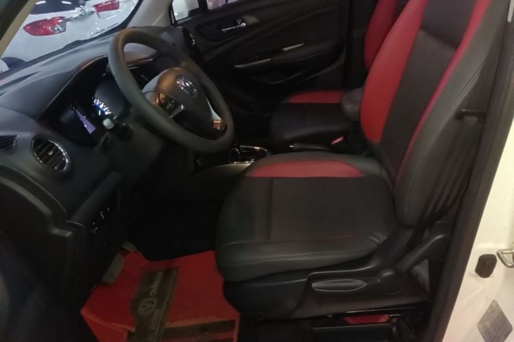 Used CHANGAN CS15 2016 1.5L Automatic Fashion Edition Left Front Seat