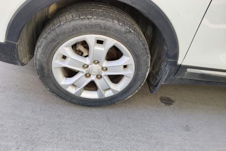 Used CHANGAN CS15 2016 1.5L Manual Luxury Edition Left Front Wheel Hub