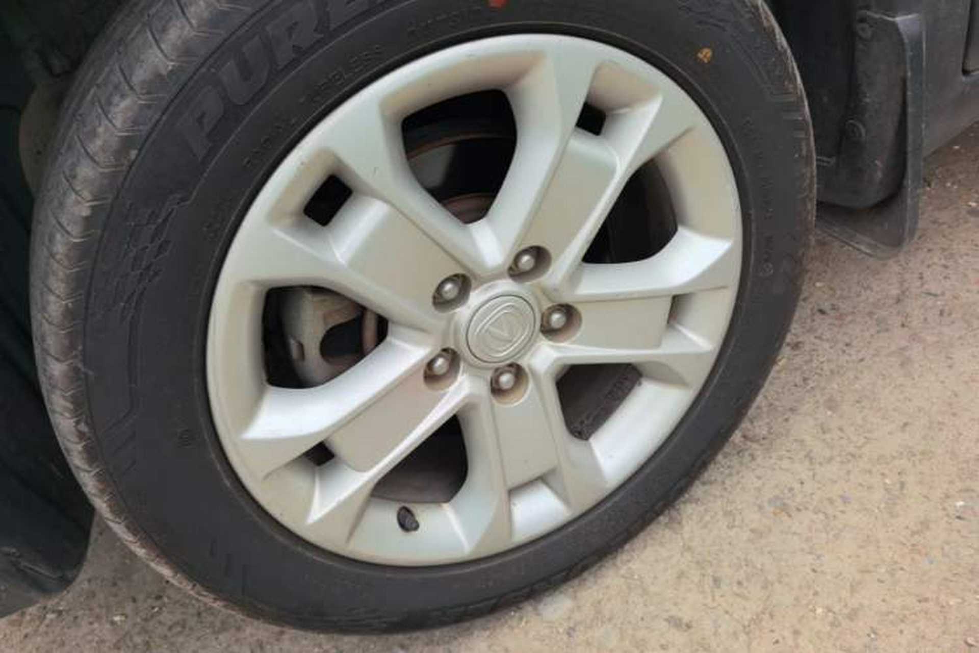 Used CHANGAN CS15 2016 1.5L Manual Fashion Edition Left Front Wheel Hub