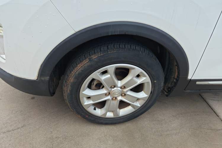 Used CHANGAN CS15 2016 1.5L Manual Fashion Edition Left Front Wheel Hub