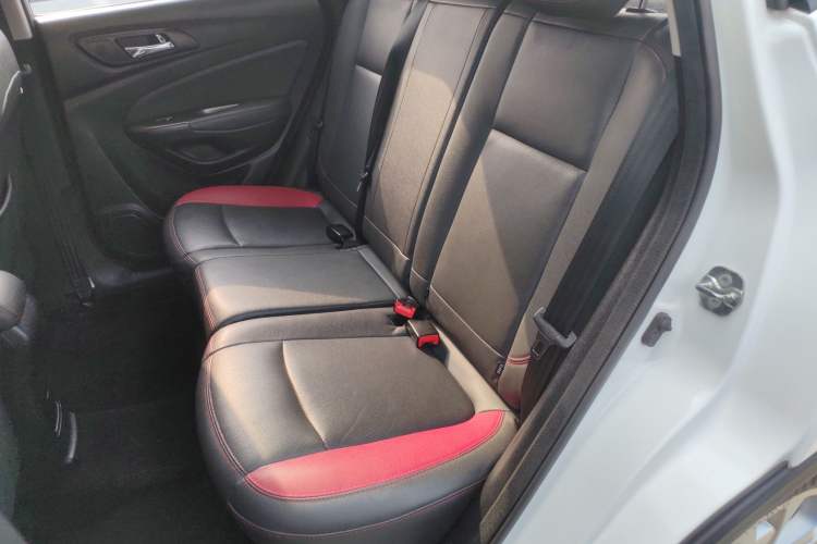 Used CHANGAN CS15 2016 1.5L Automatic Fashion Edition Left Rear Seat