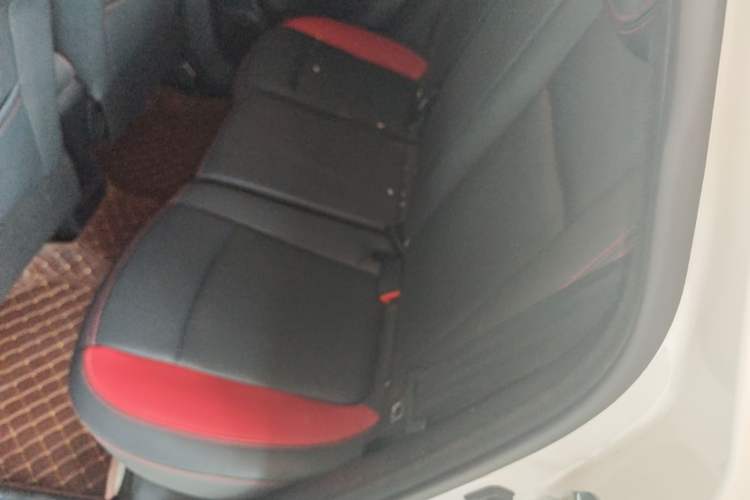 Used CHANGAN CS15 2016 1.5L Automatic Fashion Edition Left Rear Seat