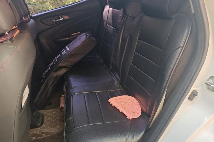 Used CHANGAN CS15 2016 1.5L Manual Fashion Edition Left Rear Seat