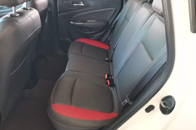 Used CHANGAN CS15 2016 1.5L Manual Fashion Edition Left Rear Seat