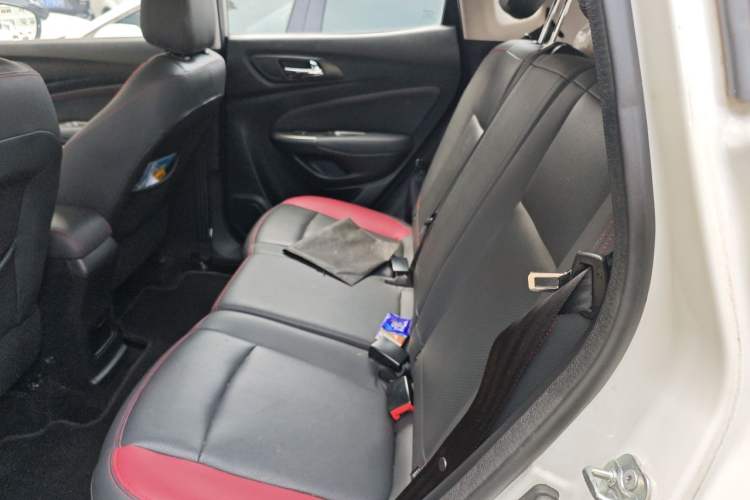 Used CHANGAN CS15 2016 1.5L Automatic Fashion Edition Left Rear Seat