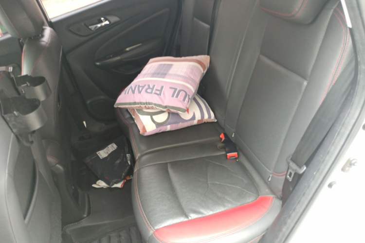 Used CHANGAN CS15 2016 1.5L Automatic Luxury Edition Left Rear Seat