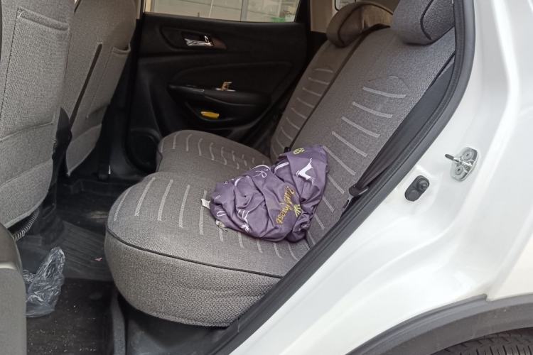 Used CHANGAN CS15 2016 1.5L Manual Fashion Edition Left Rear Seat