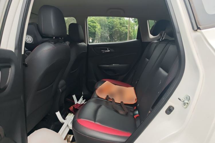 Used CHANGAN CS15 2016 1.5L Automatic Fashion Edition Left Rear Seat