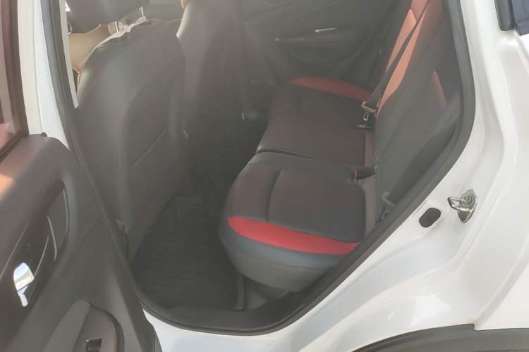 Used CHANGAN CS15 2016 1.5L Manual Fashion Edition Left Rear Seat