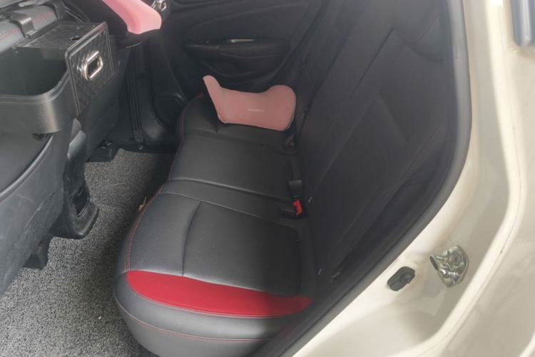 Used CHANGAN CS15 2016 1.5L Automatic Fashion Edition Left Rear Seat