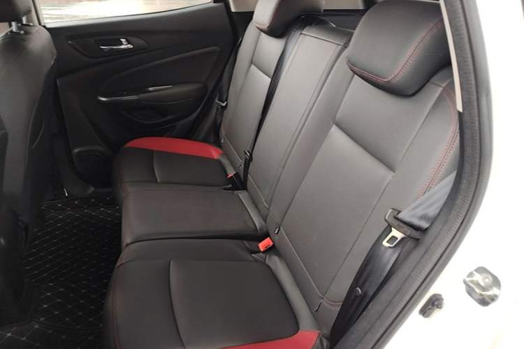 Used CHANGAN CS15 2016 1.5L Manual Fashion Edition Left Rear Seat