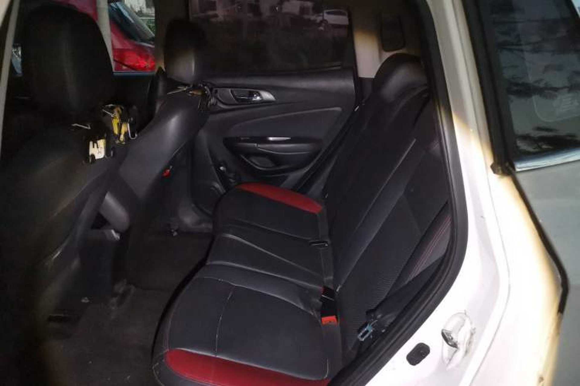 Used CHANGAN CS15 2016 1.5L Manual Fashion Edition Left Rear Seat