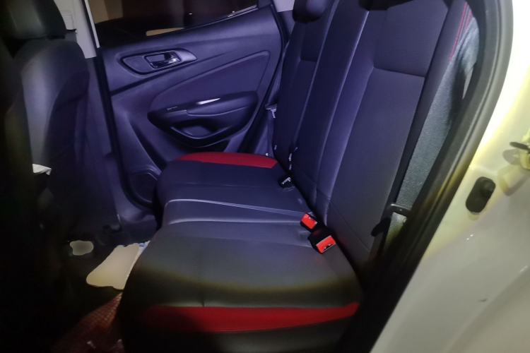 Used CHANGAN CS15 2016 1.5L Automatic Fashion Edition Left Rear Seat