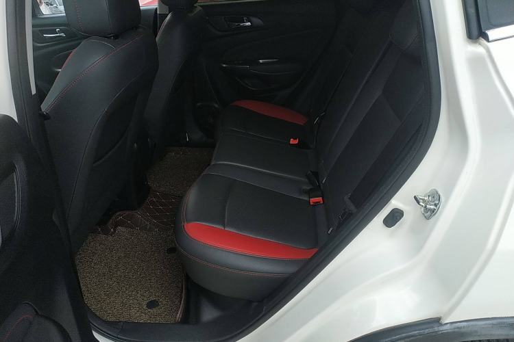 Used CHANGAN CS15 2016 1.5L Automatic Fashion Edition Left Rear Seat