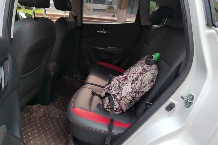 Used CHANGAN CS15 2016 1.5L Manual Fashion Edition Left Rear Seat
