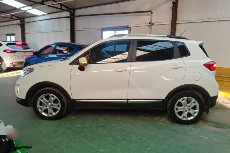 Used CHANGAN CS15 2016 1.5L Automatic Fashion Edition Left Side